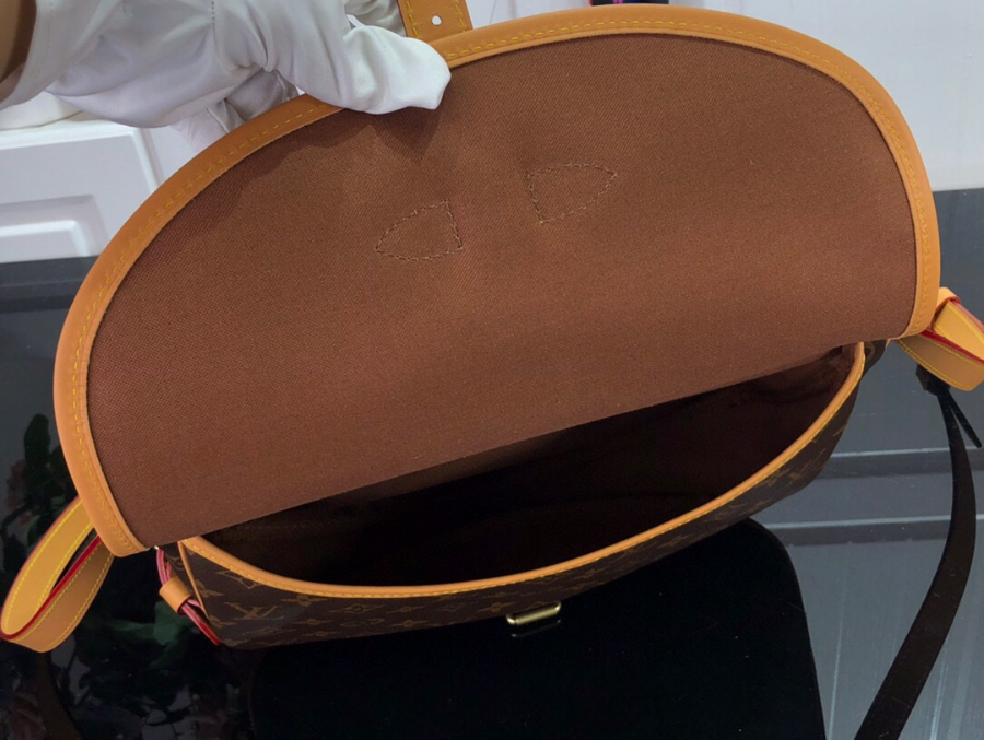 루이비통 소뮈르 MM 모노그램 미디엄 M40710 281120cm 브라운5.jpg