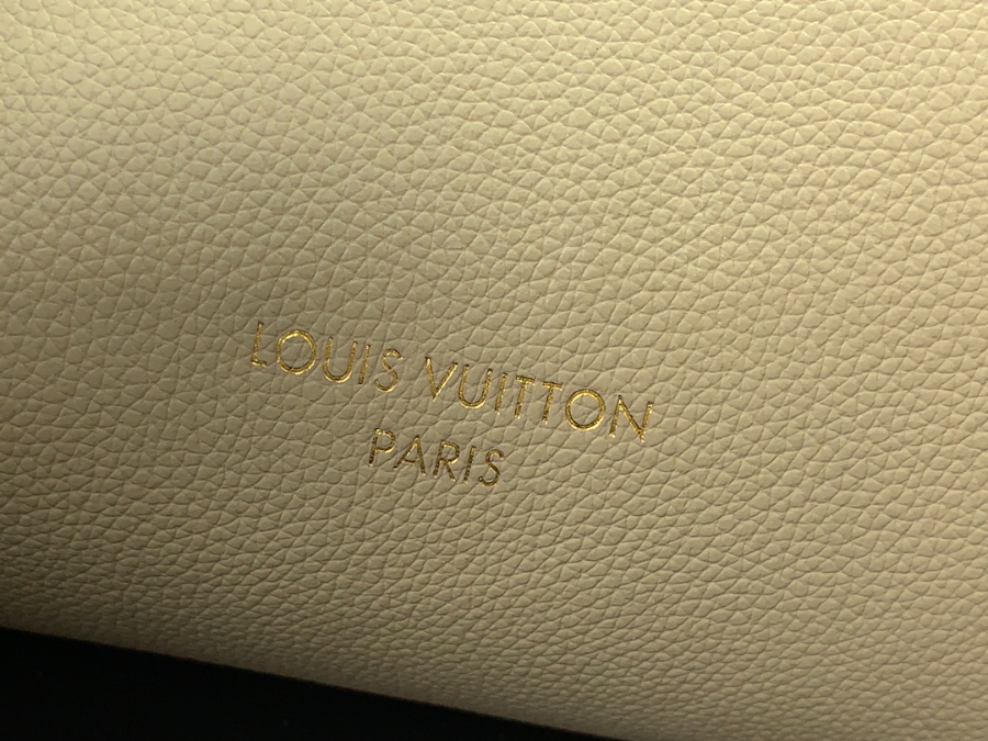 루이비통 로우 키 카바스 M25343 473014cm 블랙8 (1).jpg