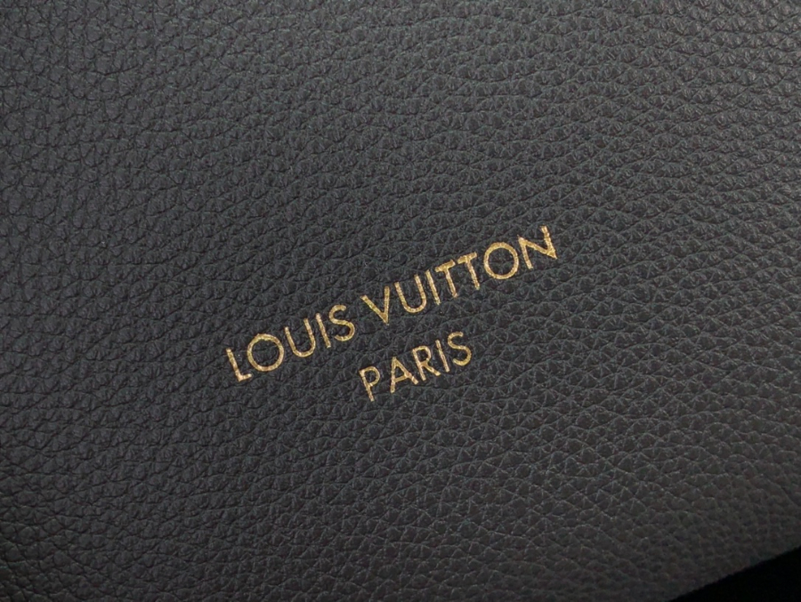 루이비통 로우 키 호보 PM M25354 242816cm 블랙8.jpg