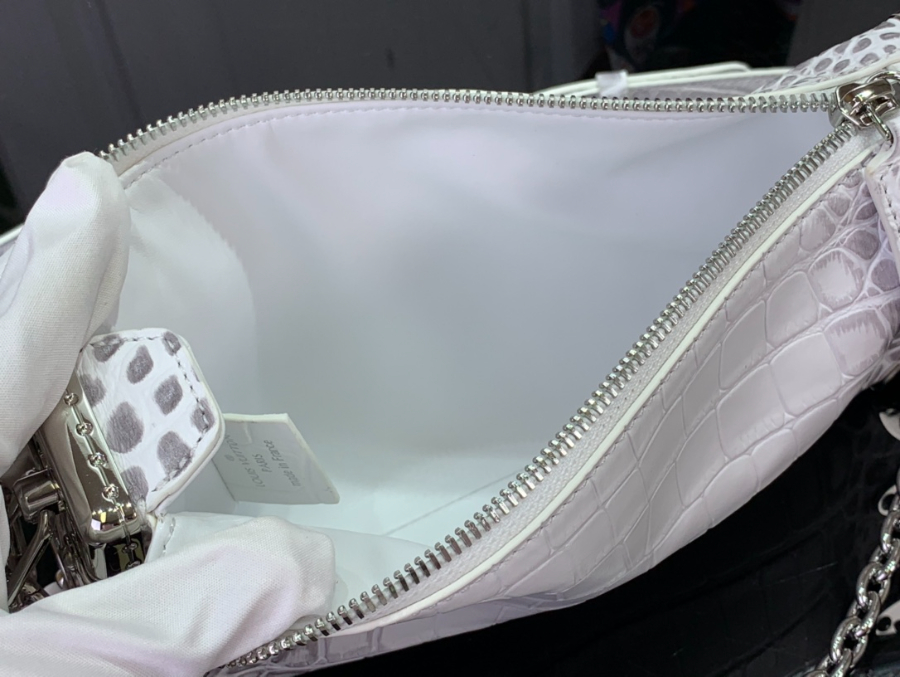 루이비통 막어무늬 슬림 트렁크 화이트 M25445 23124cm8.jpg