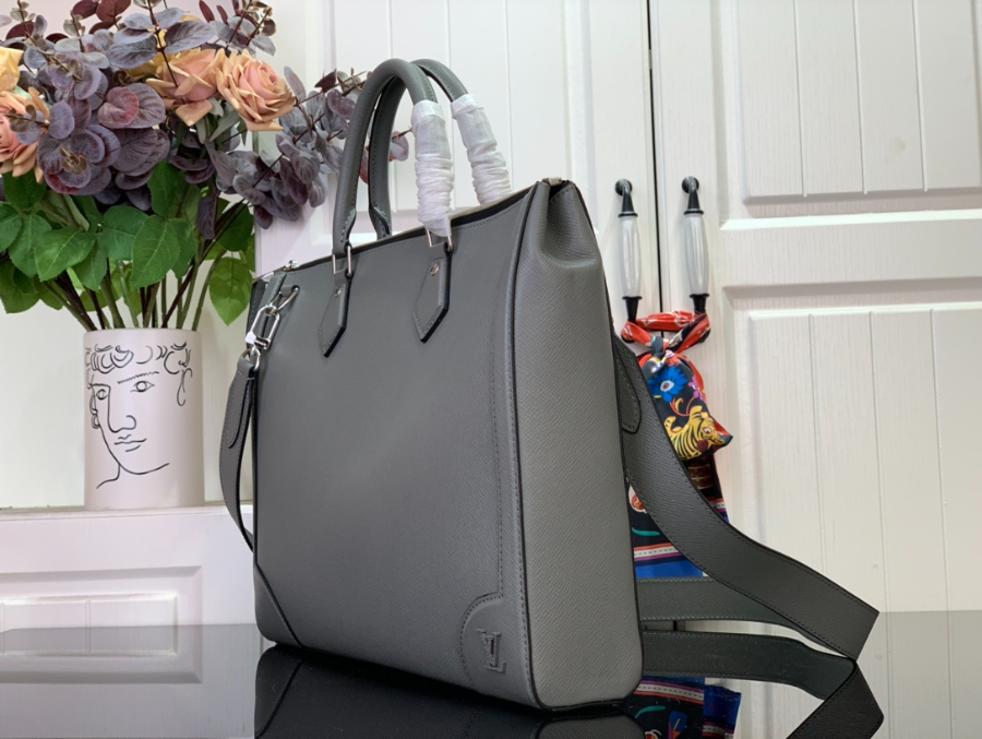 루이비통 슬림 브리프케이스 그레이 40294cm M3081003.jpg