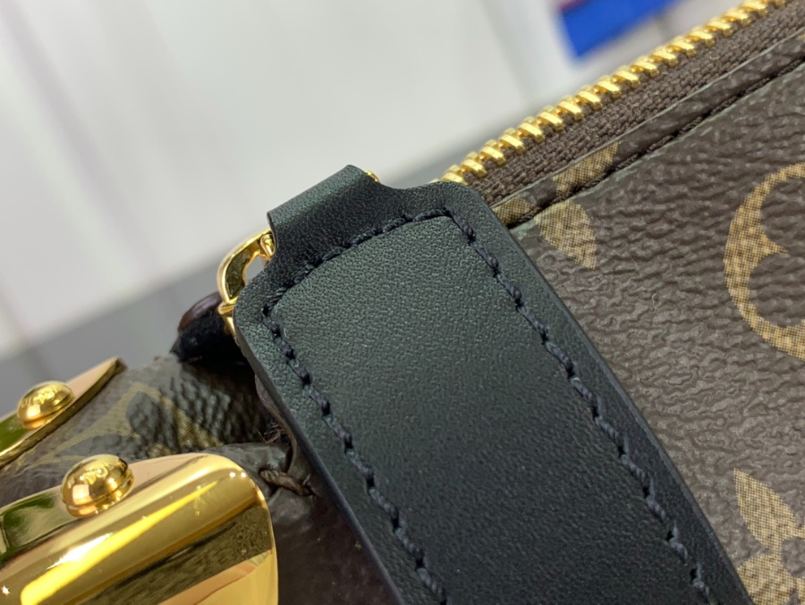 루이비통 모노그램 슬림 트렁크 M25445 23124cm 다크 브라운8.jpg