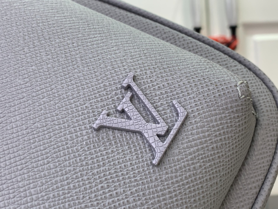 루이비통 에비뉴 슬링백 그레이 M30951 31720cm 갈색8.jpg