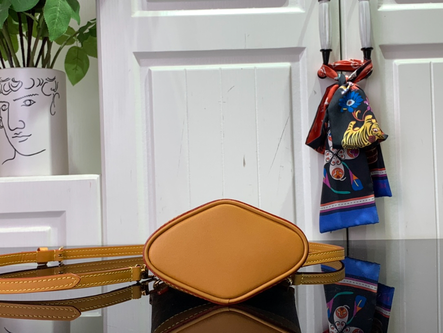 루이비통 엔벨로프 파우치 모노그램 M11629 12.5188.5cm4.jpg