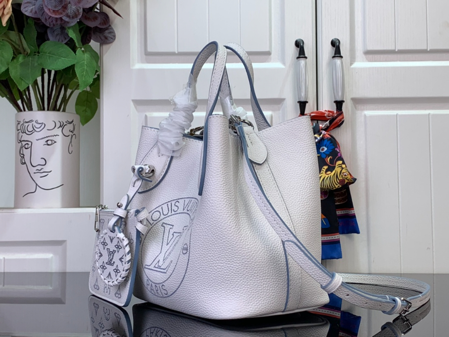 루이비통 블라썸 PM 마히나 화이트 블루 M11734 202012.5cm4.jpg