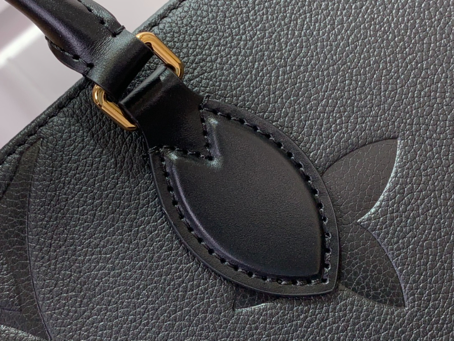 루이비통 온더고 MM 모노그램 앙프렝뜨 블랙 M45595 271435cm6.jpg