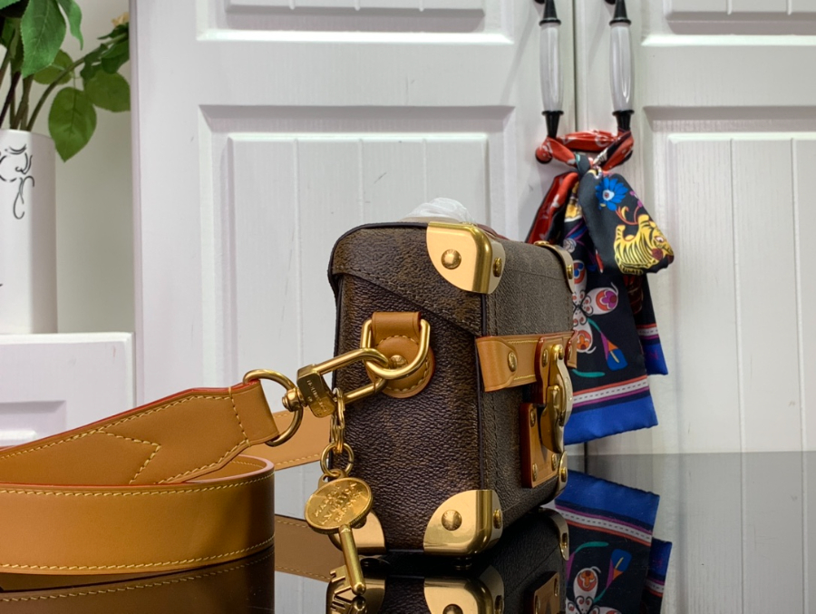 루이비통 소울 트렁크 모노그램 M11535 19157cm3.jpg