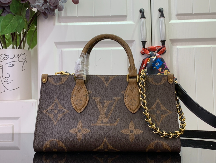 루이비통 온더고 이스트 웨스트 체인 M14236 131025cm 브라운1.jpg