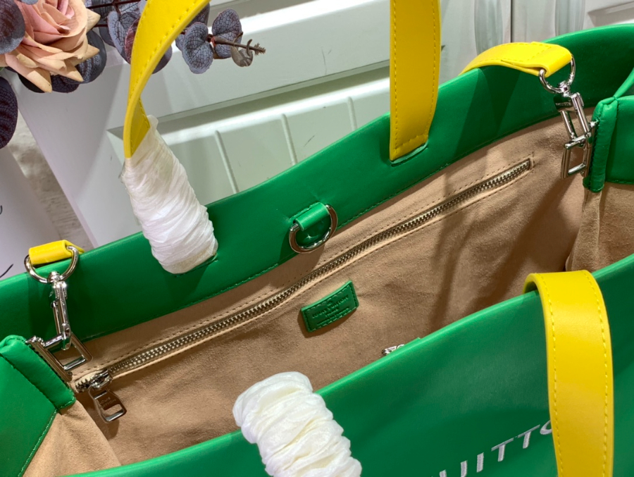 루이비통 쇼퍼 백 MM M24457 403216cm 그린5.jpg