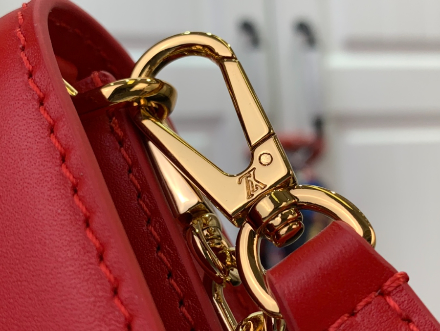 루이비통 월릿 온 체인 카퓌신 12423cm M12405 레드7.jpg