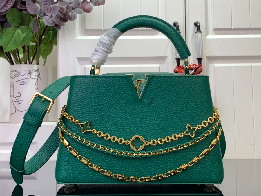 루이비통 카퓌신 BB 17.3927cm M11906 그린1.jpg