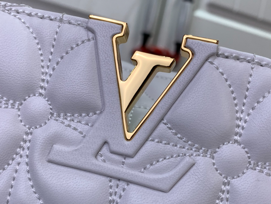 루이비통 카퓌신 이스트 웨스트 MM 네잎클로버 M25284 33199cm 화이트6.jpg