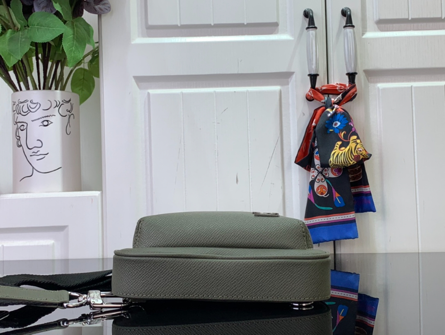 루이비통 에비뉴 슬링백 M30973 20317cm4.jpg