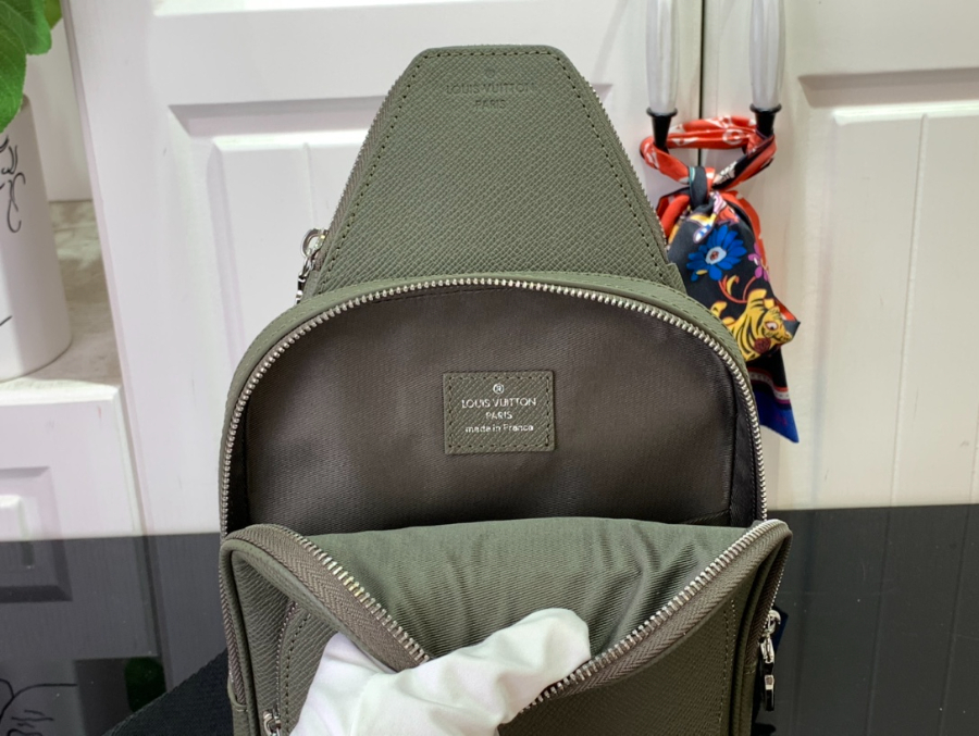 루이비통 에비뉴 슬링백 M30973 20317cm5.jpg