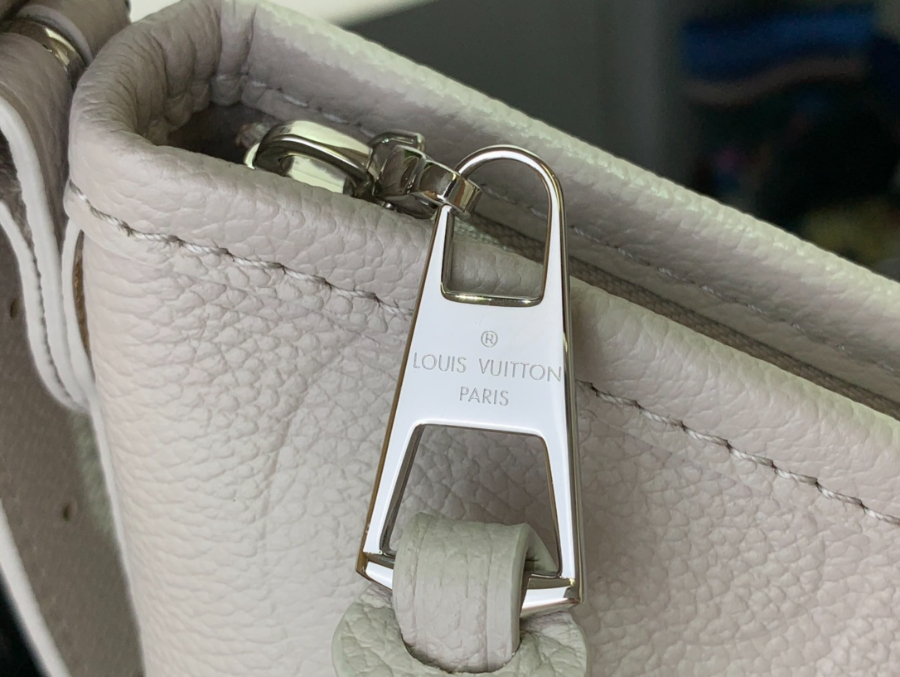 루이비통 캐리올 PM M46288 292412cm 그레이7.jpg