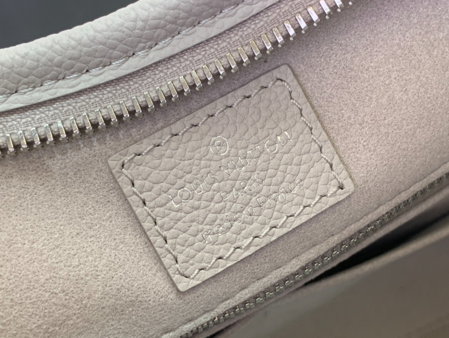 루이비통 캐리올 PM M46288 292412cm 그레이9.jpg