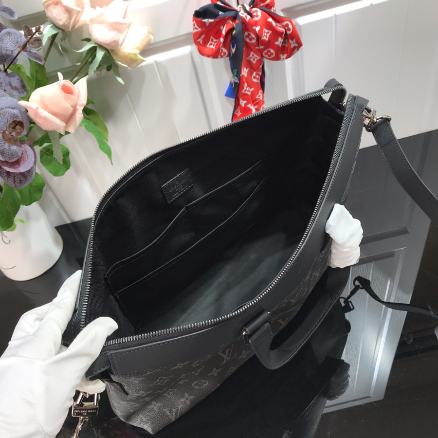 루이비통 익스플로러 브리프케이스 M40566 393010cm 블랙5.jpg