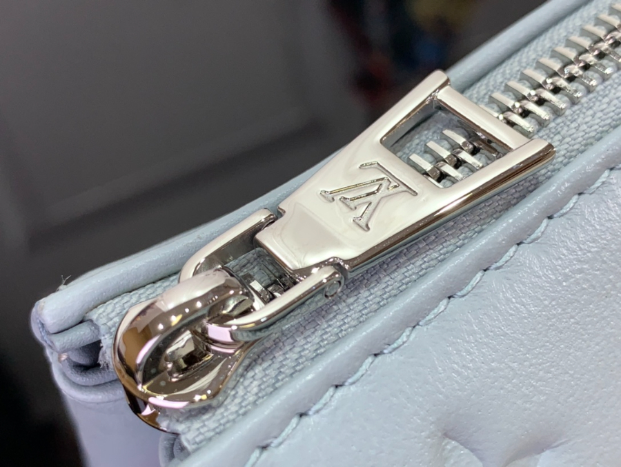 루이비통 쿠상 숄더백 M11436 262012cm 라이트 블루6.jpg