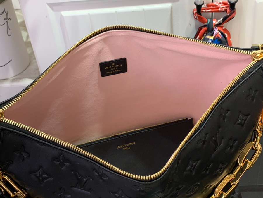 루이비통 쿠상 호보 MM 블랙 M12068 383310cm7.jpg