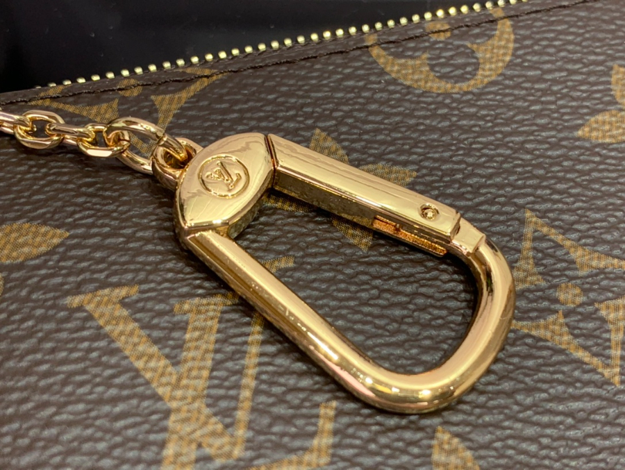 루이비통 키 파우치 M M13560 15.5124cm 브라운 미디엄7.jpg