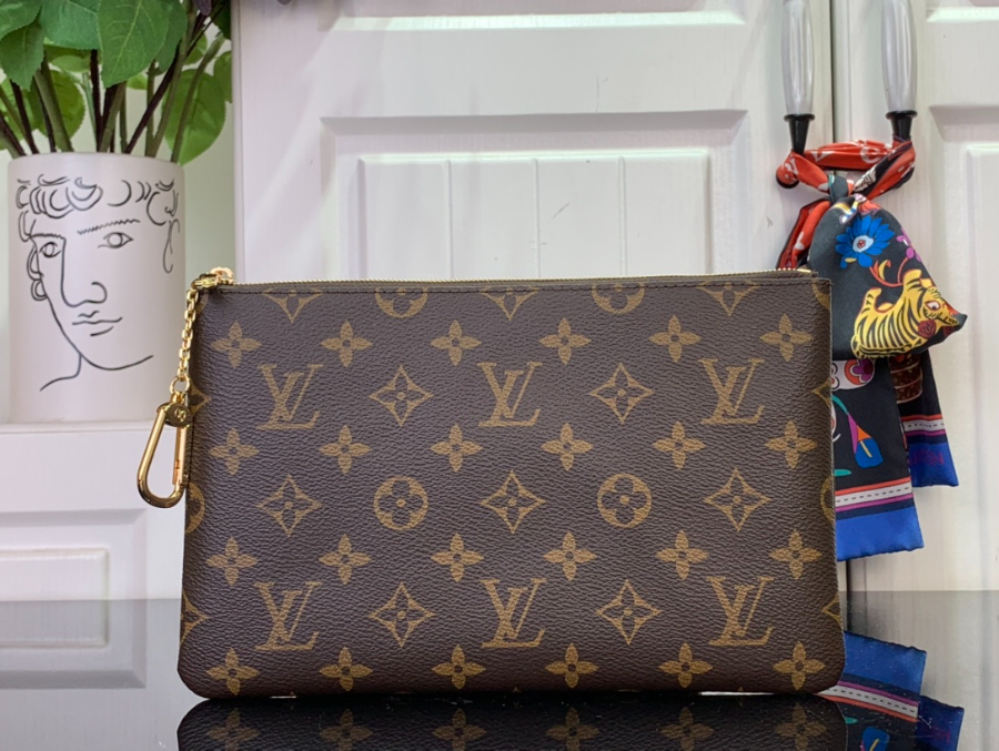 루이비통 키 파우치 M M13560 15.5124cm 브라운 미디엄1.jpg
