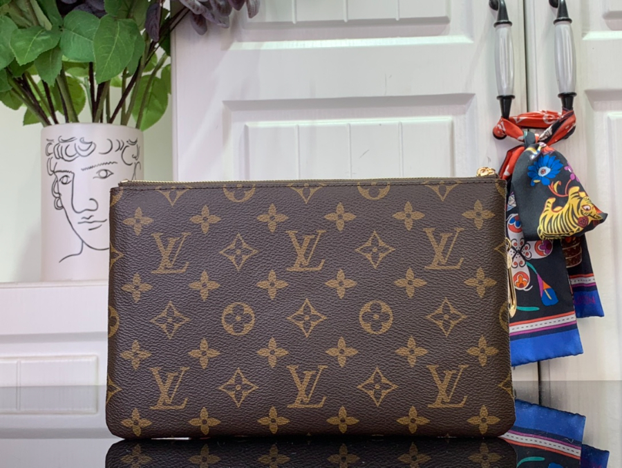 루이비통 키 파우치 M M13560 15.5124cm 브라운 미디엄2.jpg