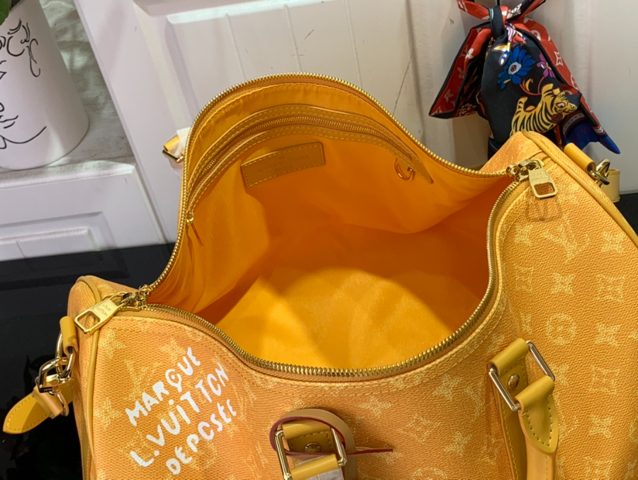 루이비통 키폴 반둘리에 45 옐로우 M12880 452720cm4.jpg