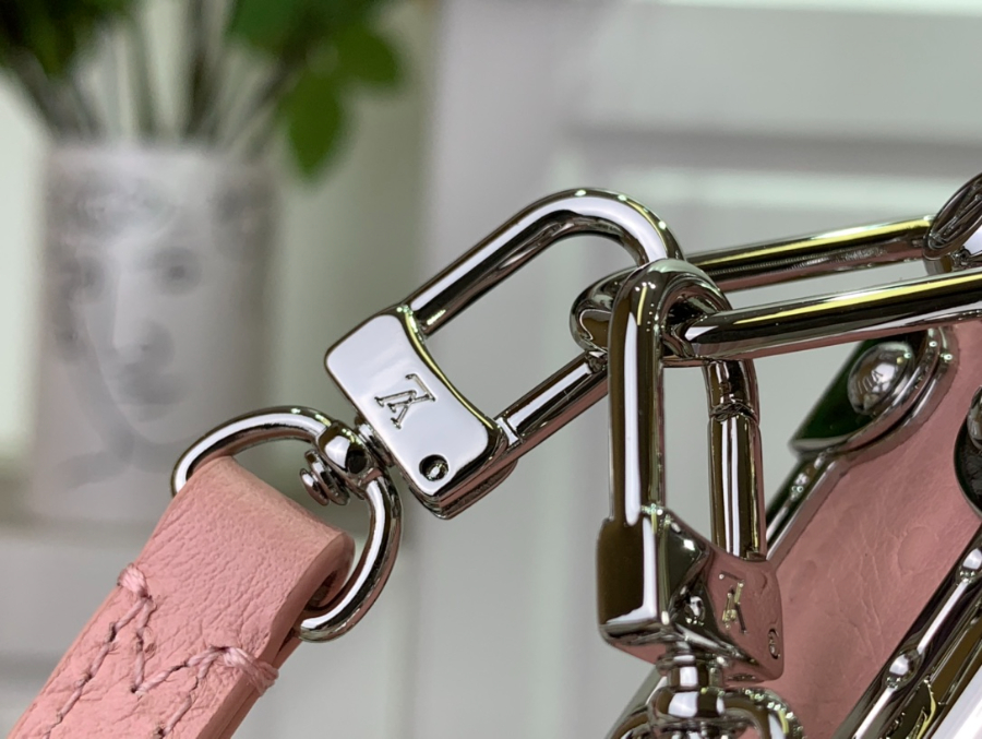 루이비통 타조무늬 슬림 트렁크 핑크 M25445 23124cm7.jpg