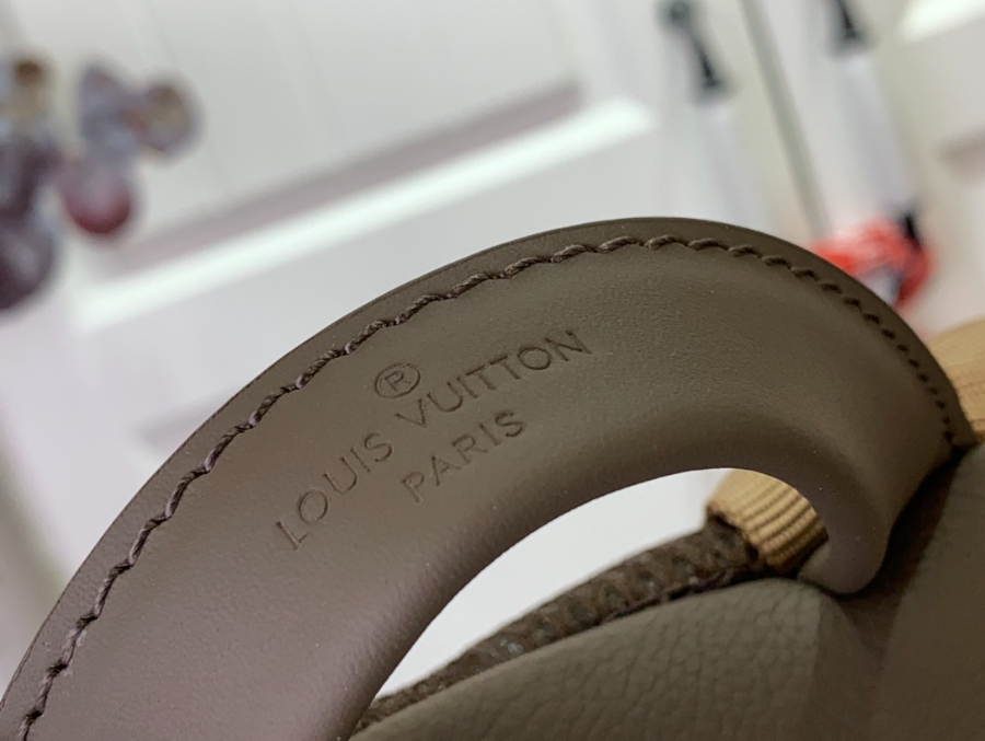 루이비통 테이크오프 백팩 M11625 433014cm 갈색7.jpg