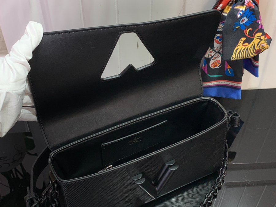 루이비통 트위스트 웨스트 에피 블랙 M25236 17723.5cm5.jpg