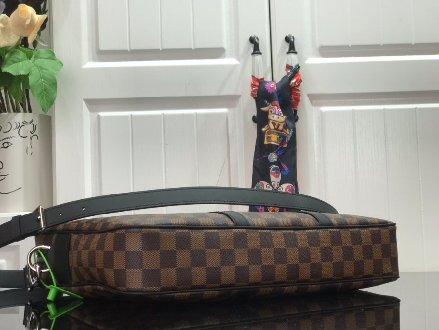 루이비통 포르테 다큐멘 보야주 N41466 36727.5cm 브라운4.jpg