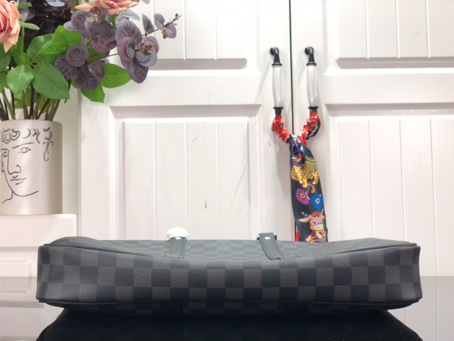 루이비통 포르테 다큐멘 보야주 N41466 36727.5cm 블랙4.jpg