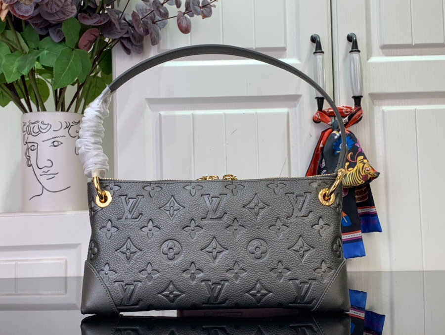 루이비통 포세트 세브르 M12174 105.12cm 그레이2.jpg