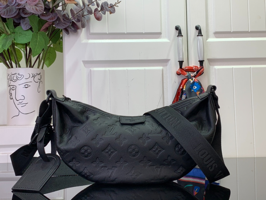루이비통 해먹 백 M12510 15828.5cm 블랙1.jpg