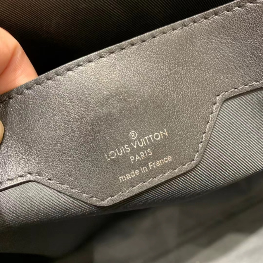 루이비통 44733 남성용 토트백 그랑 삭 3442147.jpg