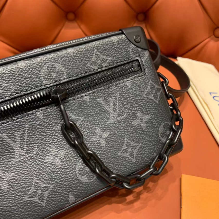 루이비통 68906 미니 소프트 트렁크백 블랙6.jpg