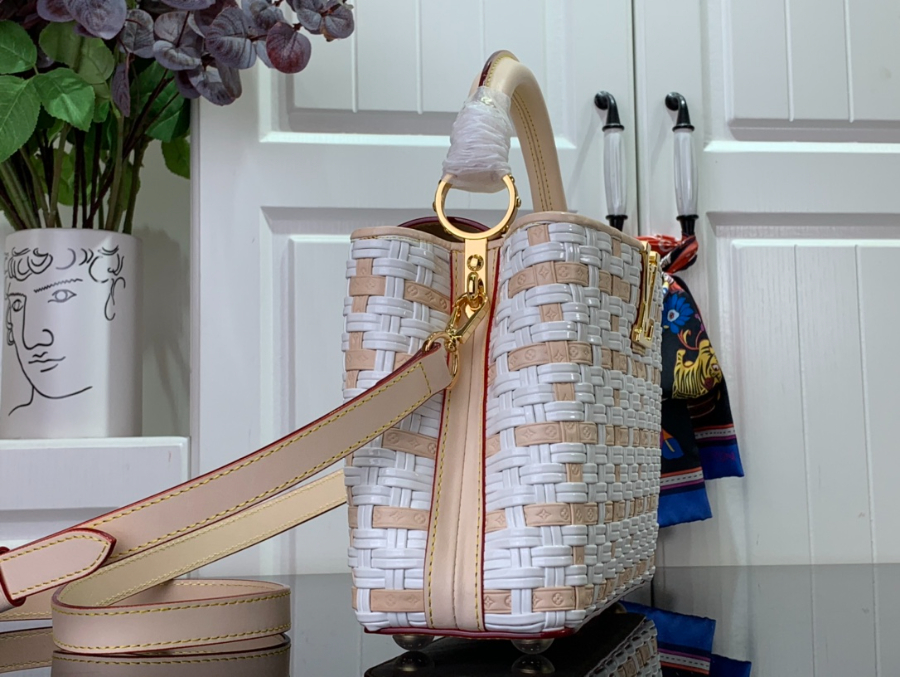 루이비통 Heavenly 카퓌신 BB M23083 M48865 27189cm3.jpg