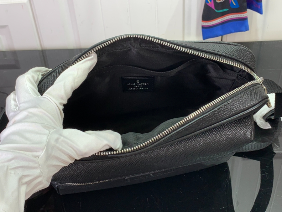 루이비통 M33435 아웃도어 메신저백 29.52010.5cm5.jpg