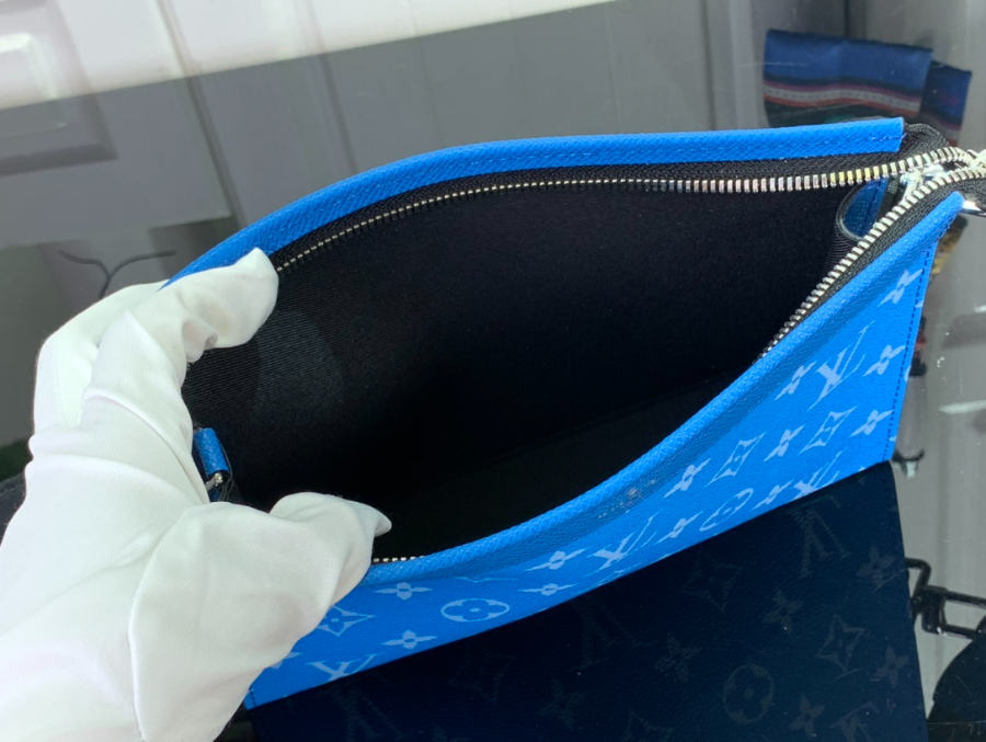 루이비통 가스통 웨어러블 월릿 크로스백 M83099 2214.54.5cm 2컬러17.jpg