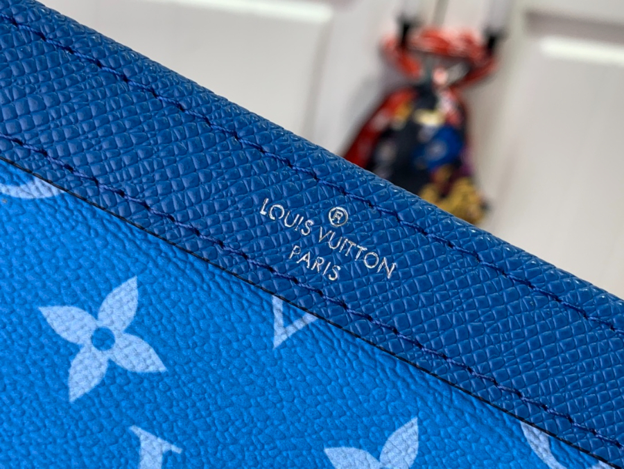 루이비통 가스통 웨어러블 월릿 크로스백 M83099 2214.54.5cm 2컬러20.jpg