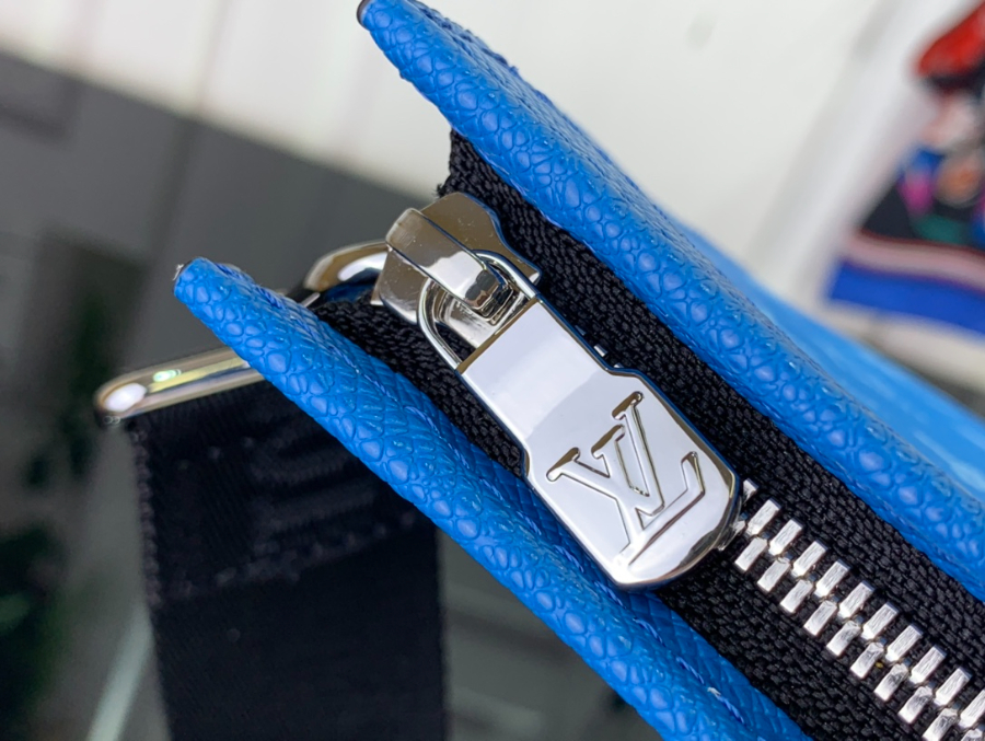 루이비통 가스통 웨어러블 월릿 크로스백 M83099 2214.54.5cm 2컬러19.jpg