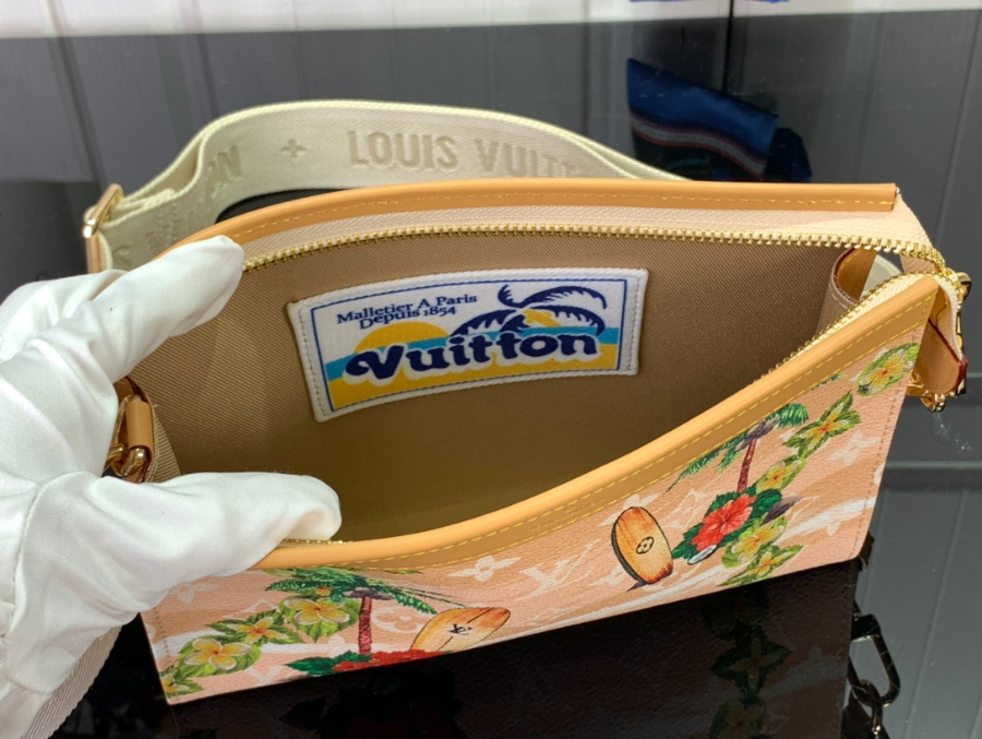 루이비통 가스통 웨어러블 월릿 크로스백 M83466 2214.54.5cm 베이지5.jpg