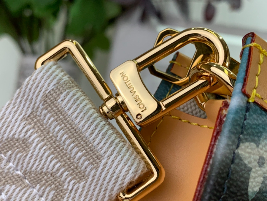 루이비통 가스통 웨어러블 월릿 크로스백 M83466 2214.54.5cm 흑녹색6.jpg