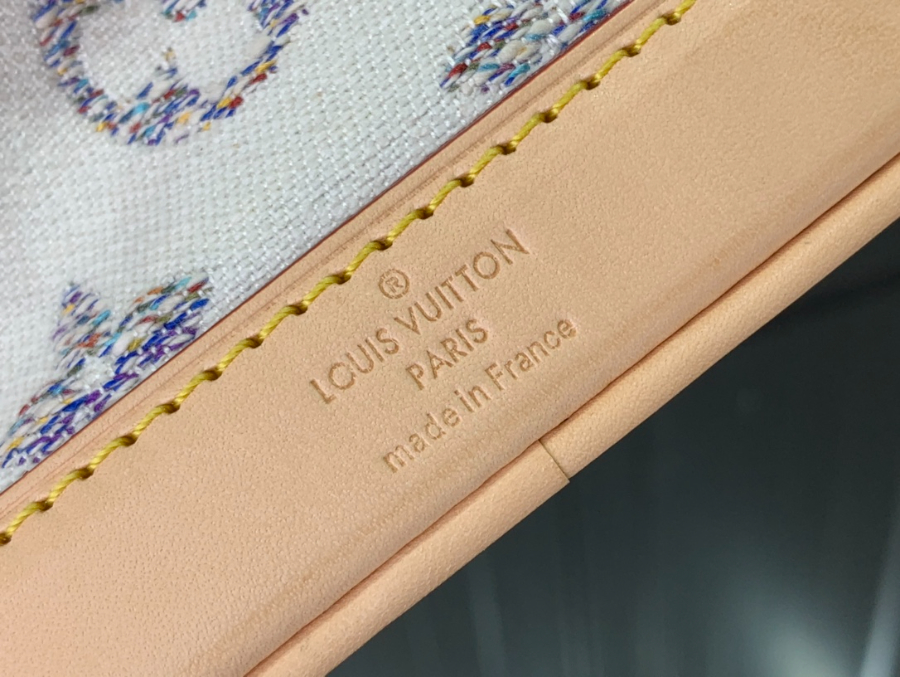 루이비통 나노 노에 M83453 131610cm9.jpg