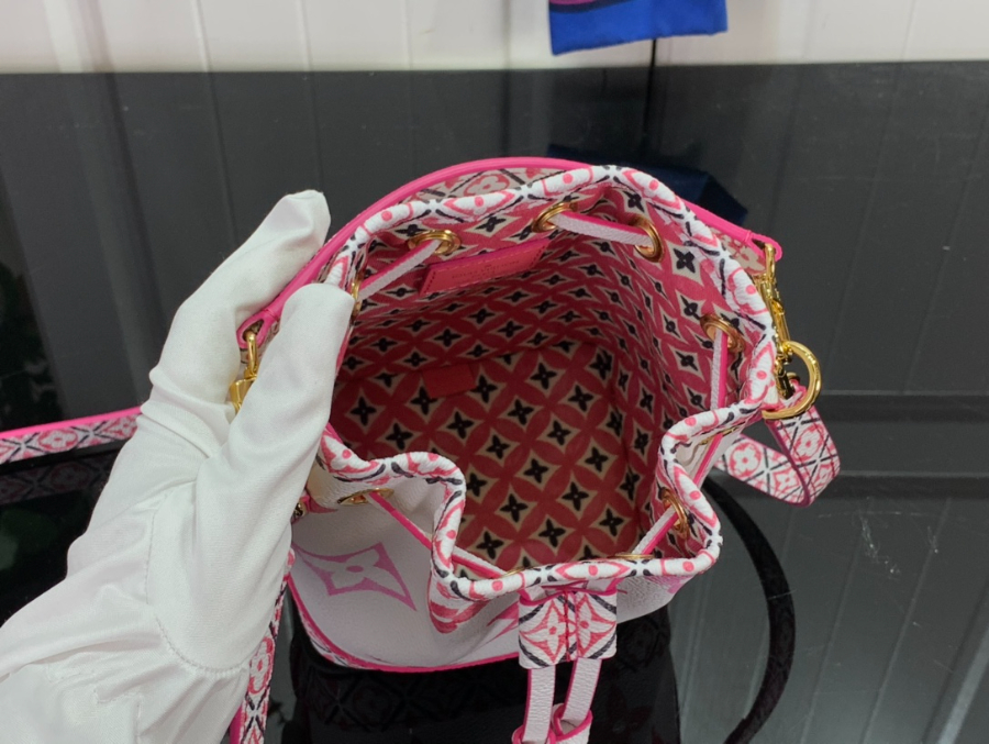 루이비통 나노 노에 백 M82386 131610cm 2컬러05.jpg