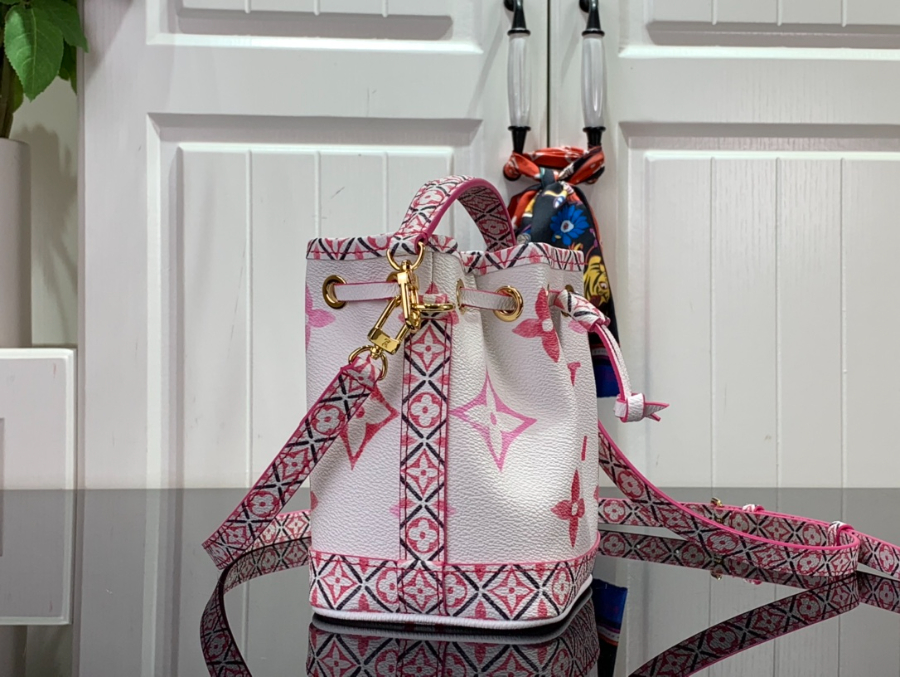 루이비통 나노 노에 백 M82386 131610cm 2컬러03.jpg