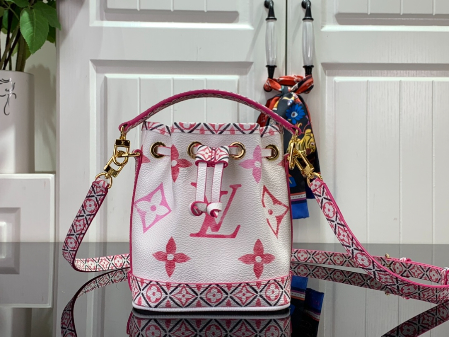 루이비통 나노 노에 백 M82386 131610cm 2컬러01.jpg