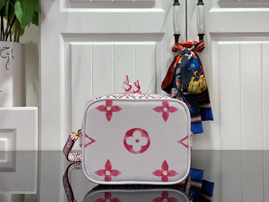 루이비통 나노 노에 백 M82386 131610cm 2컬러04.jpg