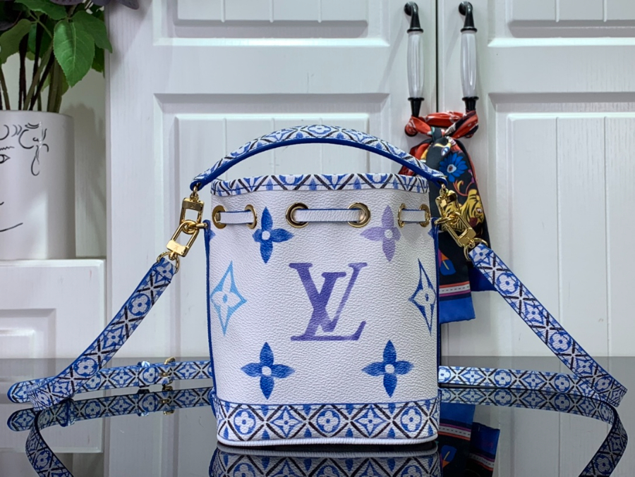 루이비통 나노 노에 백 M82386 131610cm 2컬러10.jpg