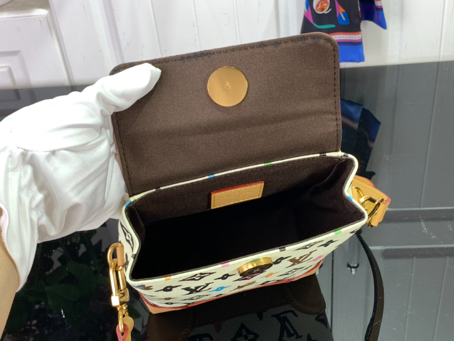 루이비통 나노 스티머 모노그램 바닐라 M83429 15187cm5.jpg